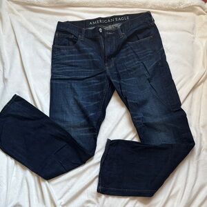 NWOT American Eagle Outfitters Men's Indigo Straight Jeans (low boot cut)